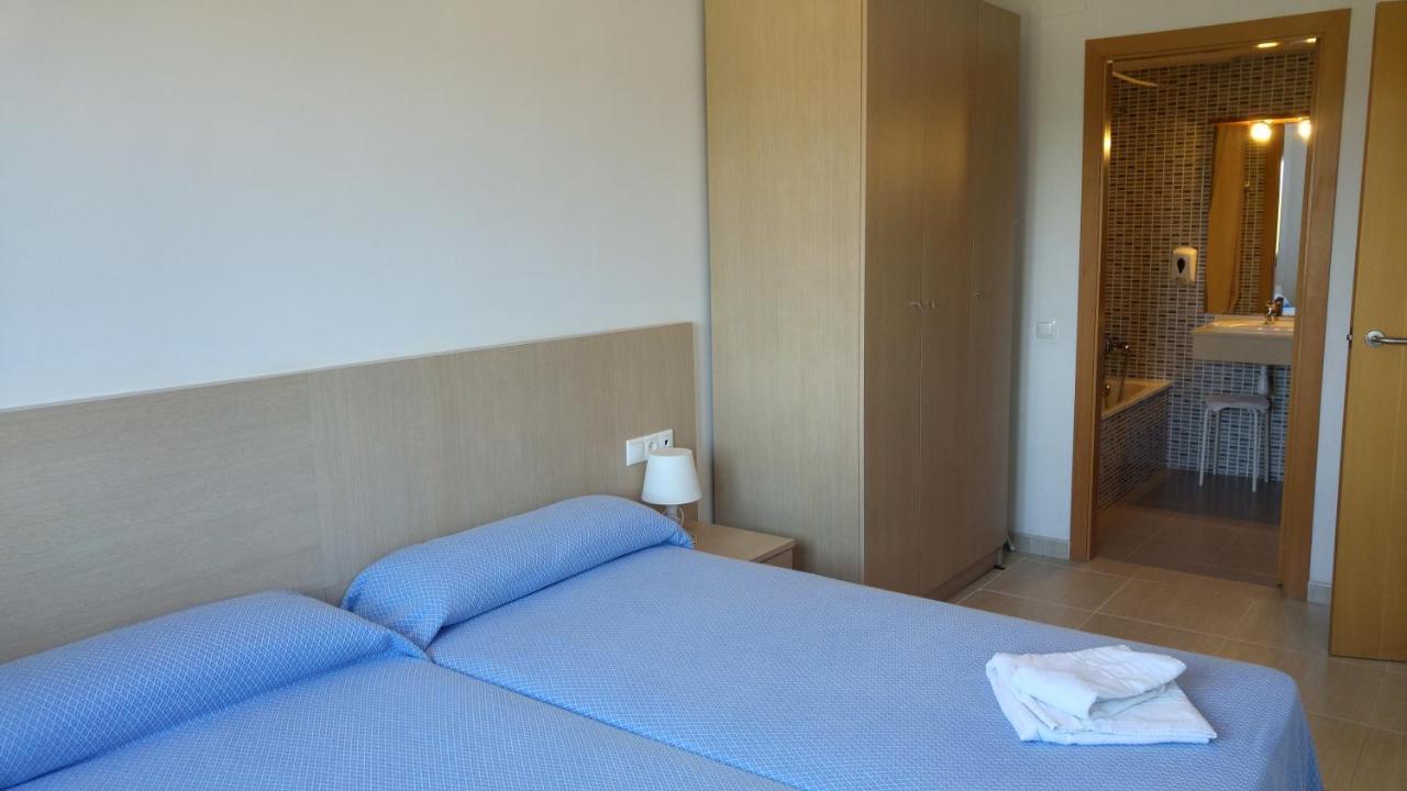 Apartaments Las Carolinas ซันต์การ์เลสเดลาราปีตา ภายนอก รูปภาพ